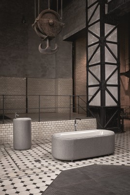 Badewanne mit Clage